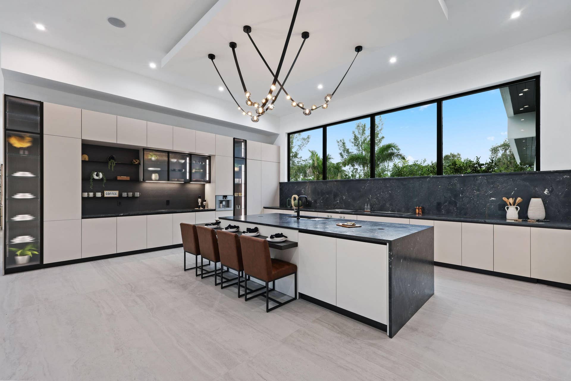 8795 Valencia Court - 26.jpg-vsuniqueid-