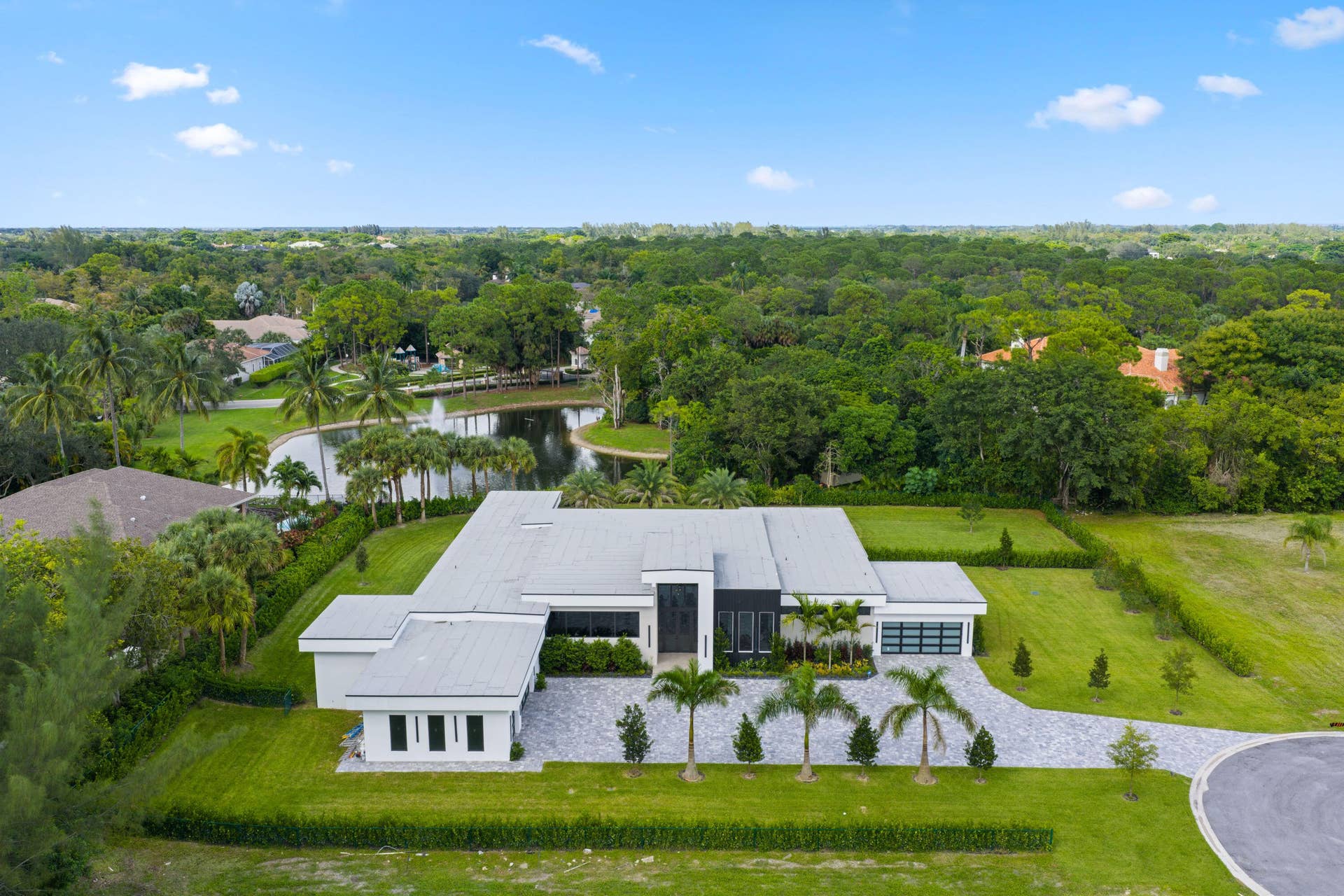 8795 Valencia Court - 106.jpg-vsuniqueid