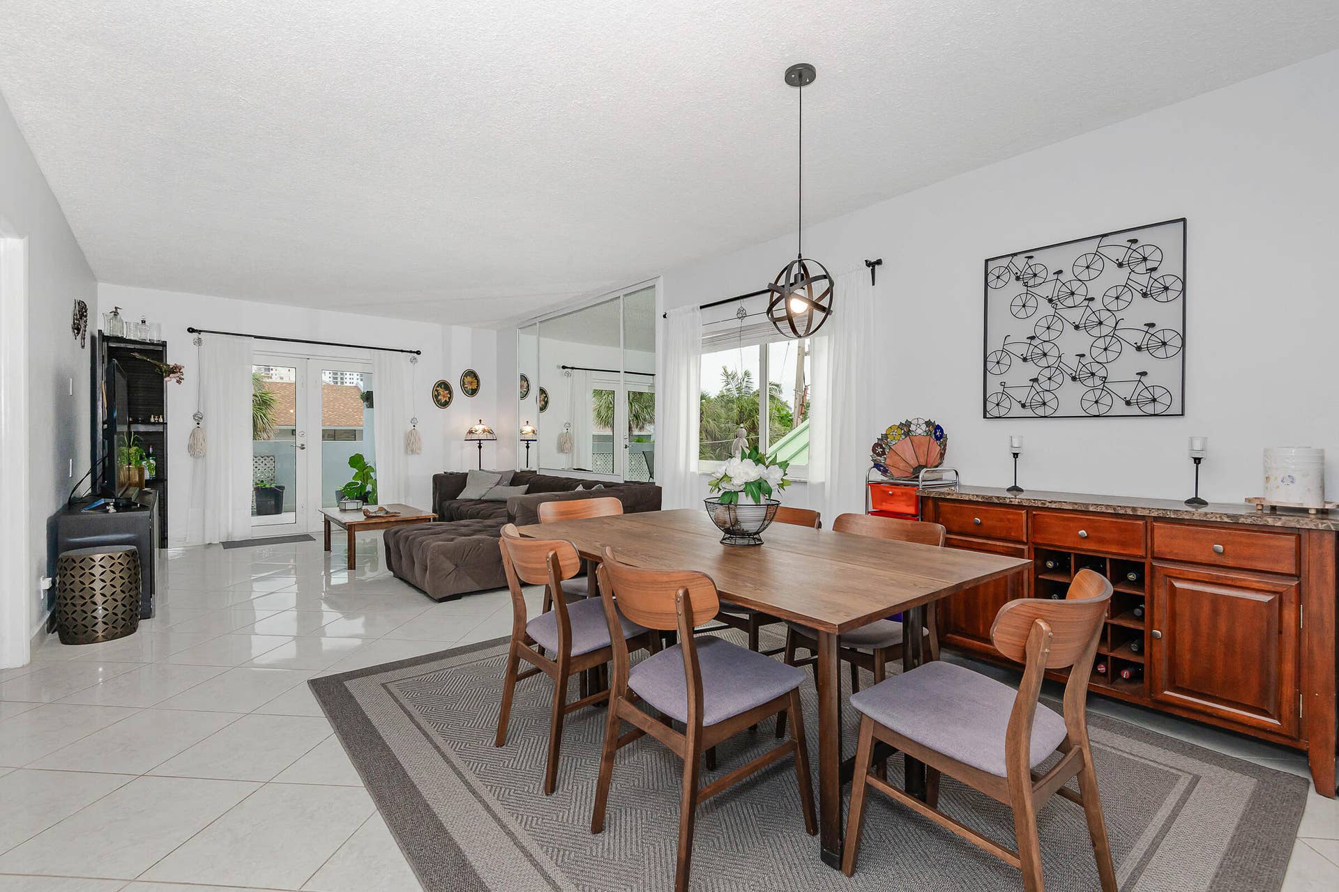 320 S Surf Road, #206, Hollywood, FL 33019 0-1