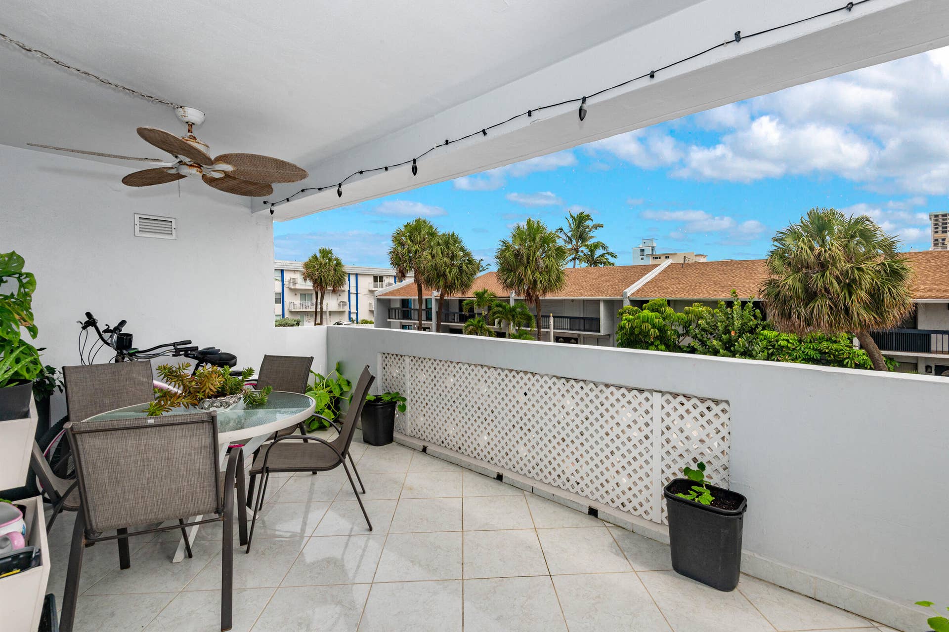 320 S Surf Road, #206, Hollywood, FL 33019 0-24