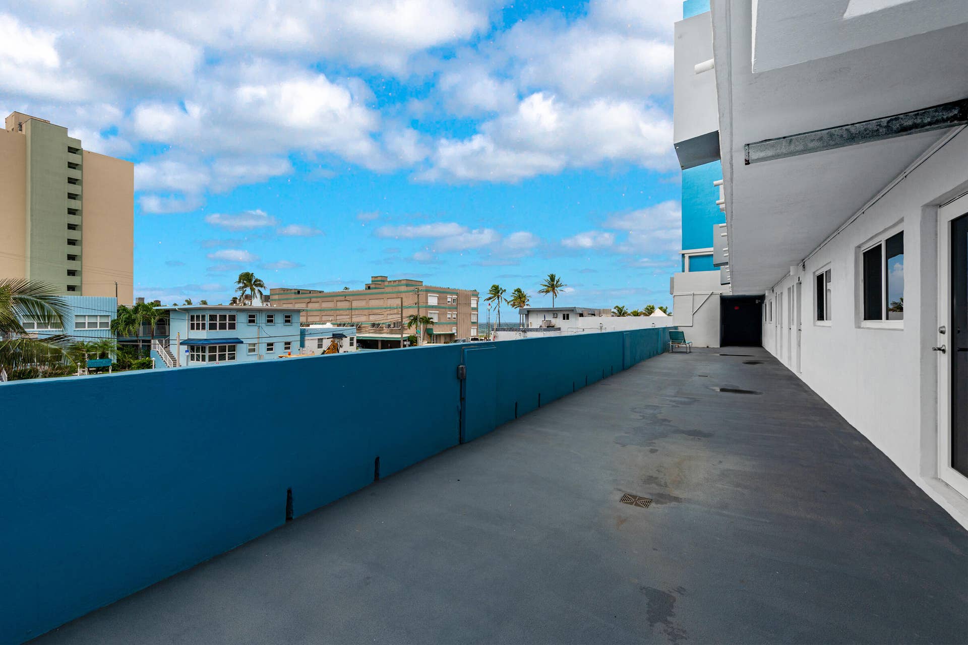 320 S Surf Road, #206, Hollywood, FL 33019 0-28