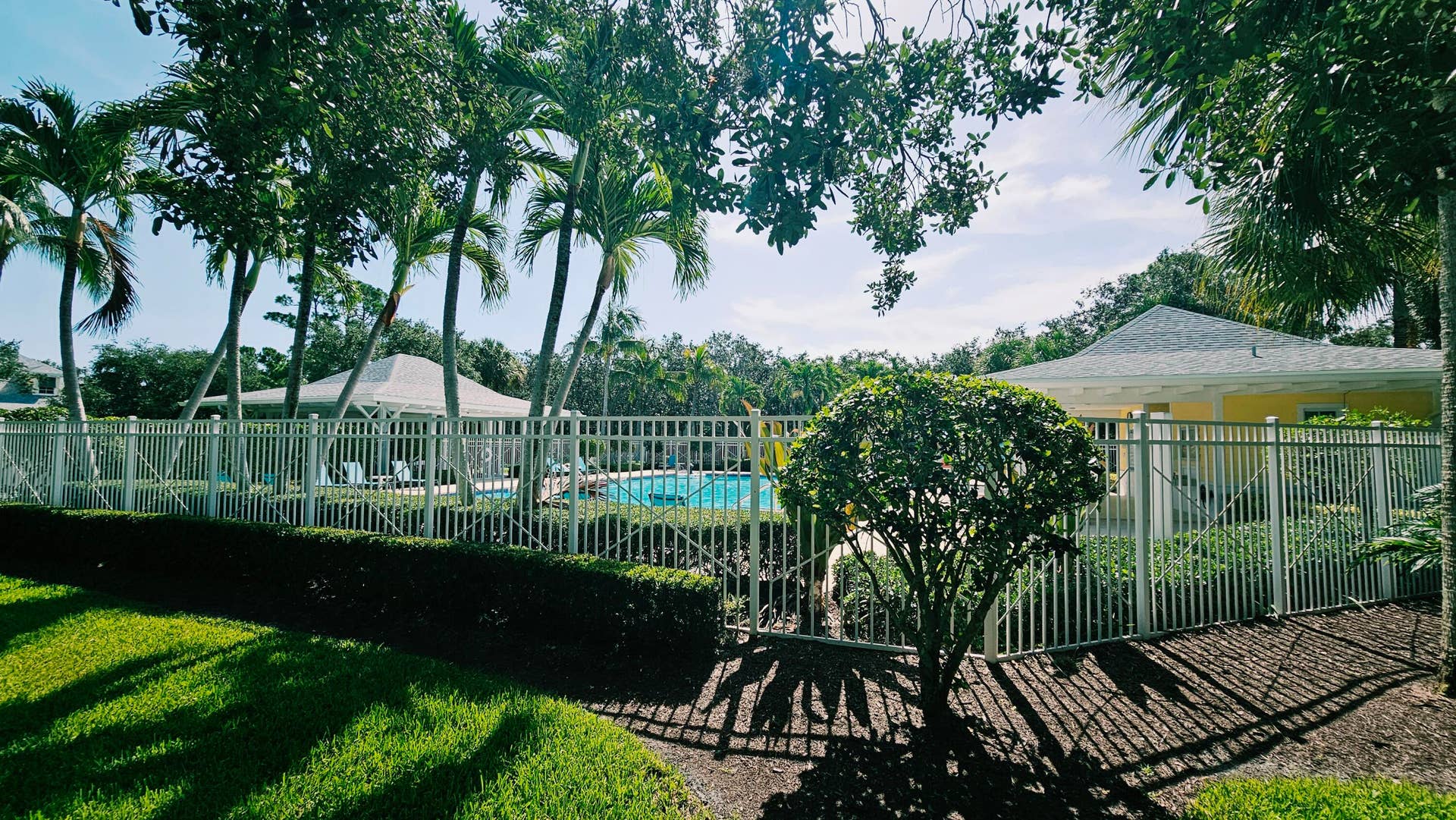 2868 W COMMUNITY Drive, Jupiter, FL 33458 1000093080