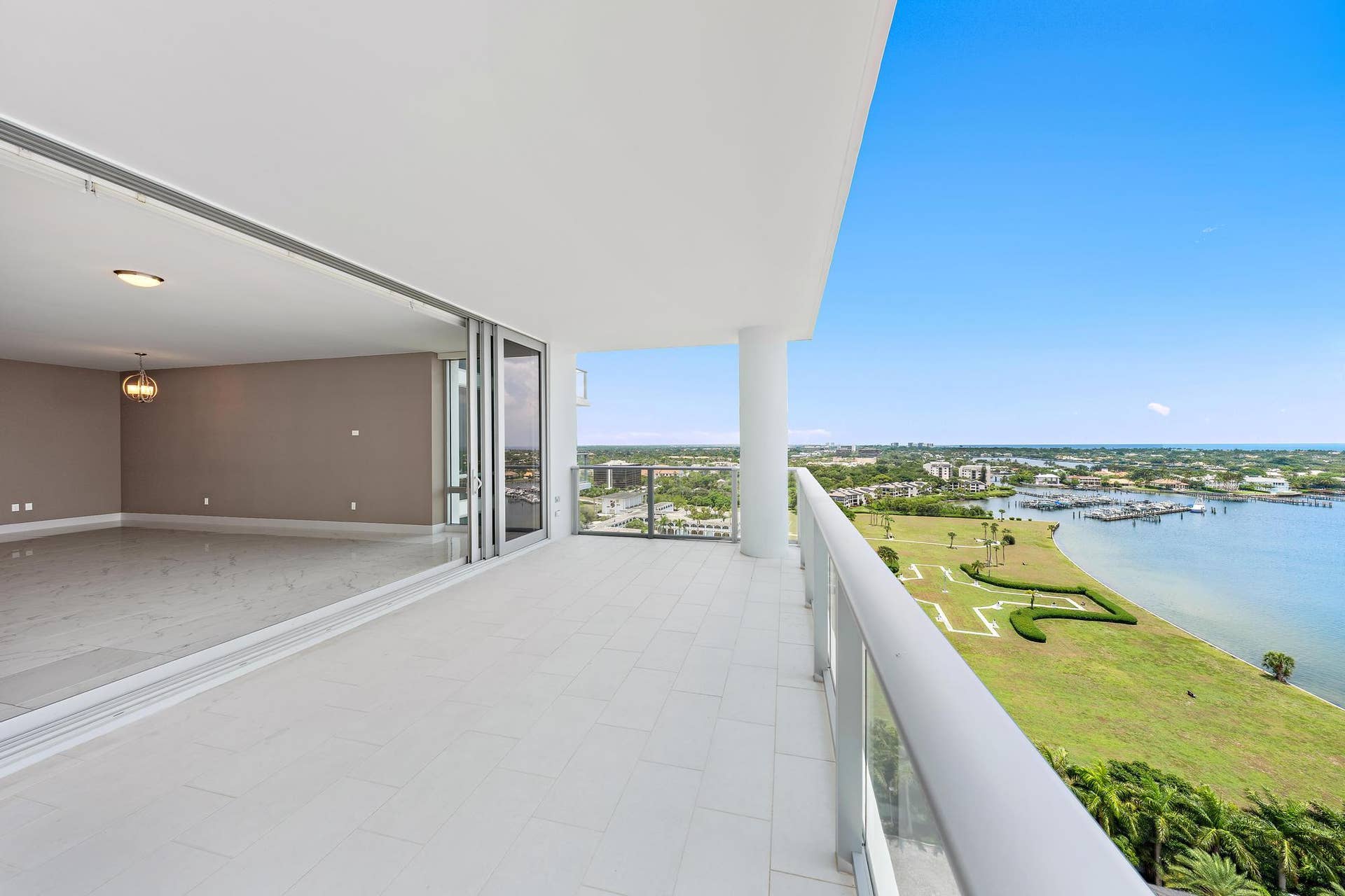 1 Water Club Way, #1604, North Palm Beach, FL 33408 Balcony
