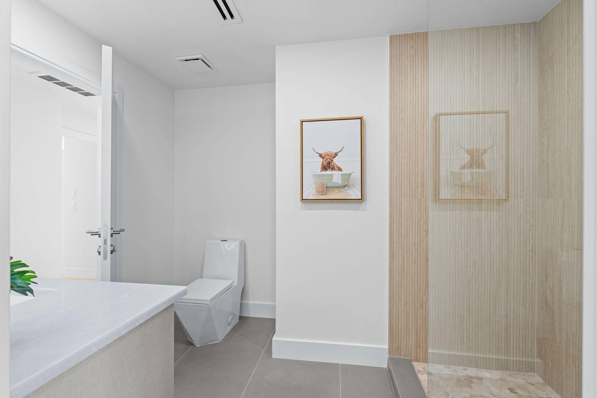 guest bathroom 1