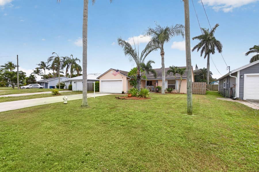 Property photo for 6312 MULLIN Street, Jupiter, FL