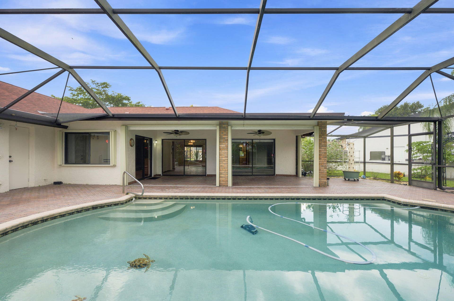 30-web-or-mls-1120-nw-77th-ave