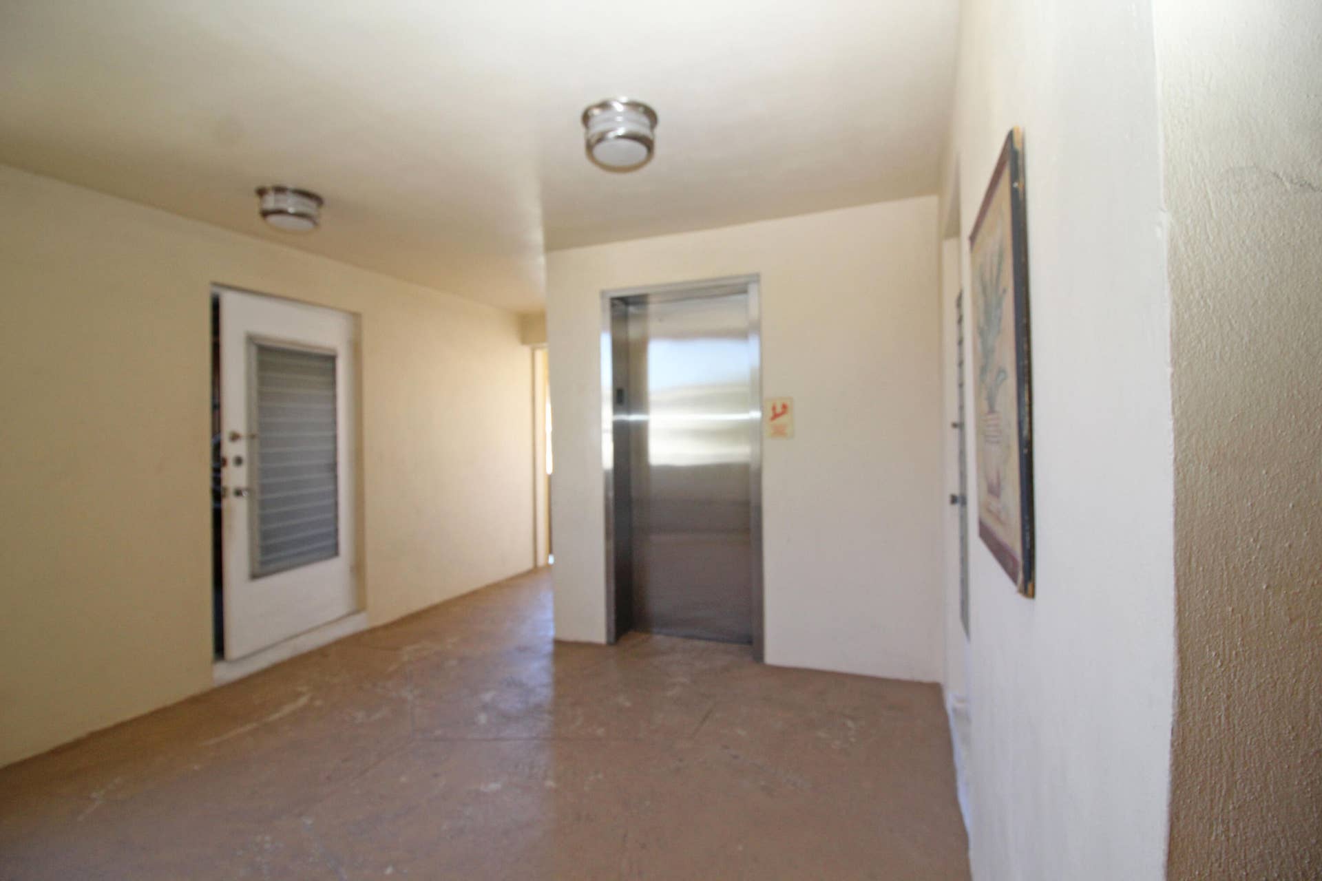 651 PINE Drive, #101, Pompano Beach, FL 33060 IMG_7487