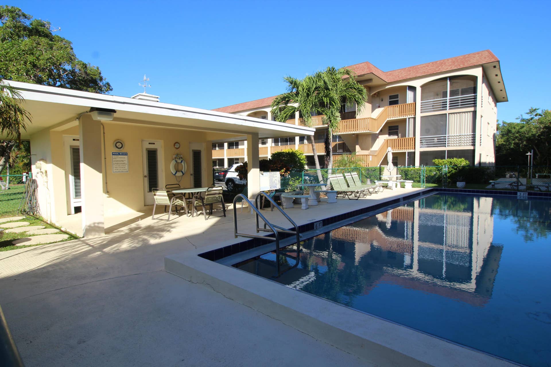 651 PINE Drive, #101, Pompano Beach, FL 33060 IMG_7439