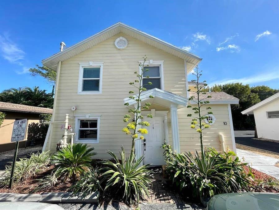 Property photo for 10 NE 11TH Avenue, #3, Fort Lauderdale, FL