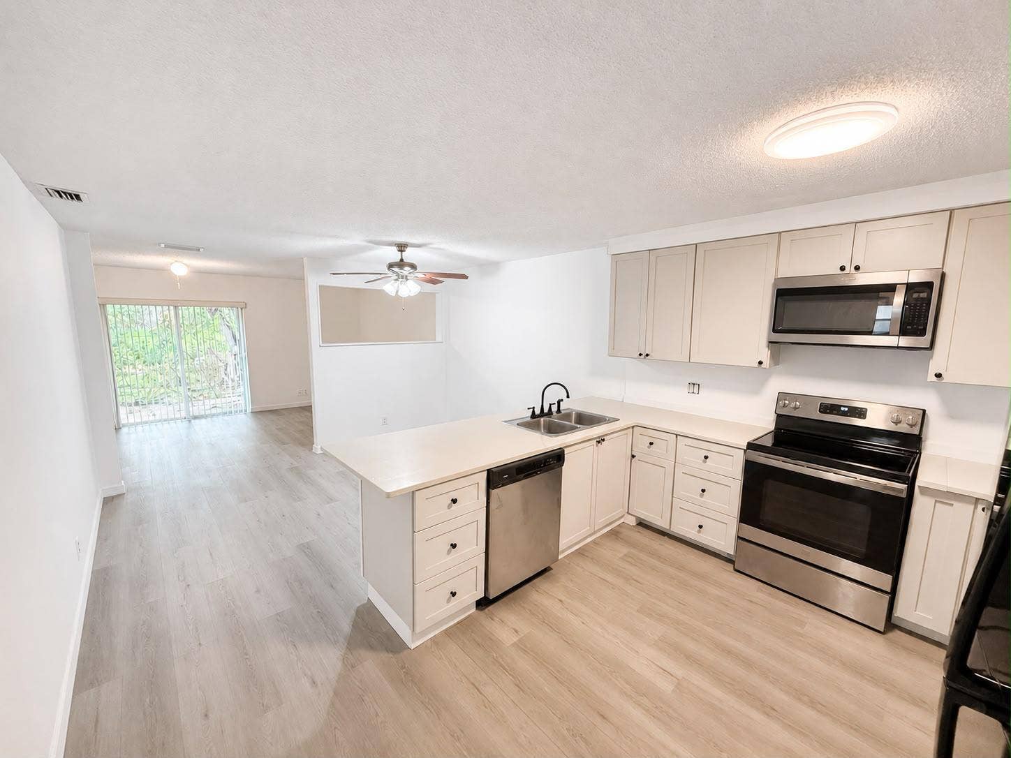 4261 NW 114th Terrace, Coral Springs, FL 33065 ba0c34ca-484c-45ac-bc60-e1f3fd2f8530