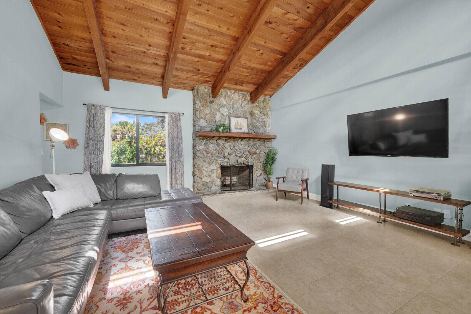 living rm3 17644