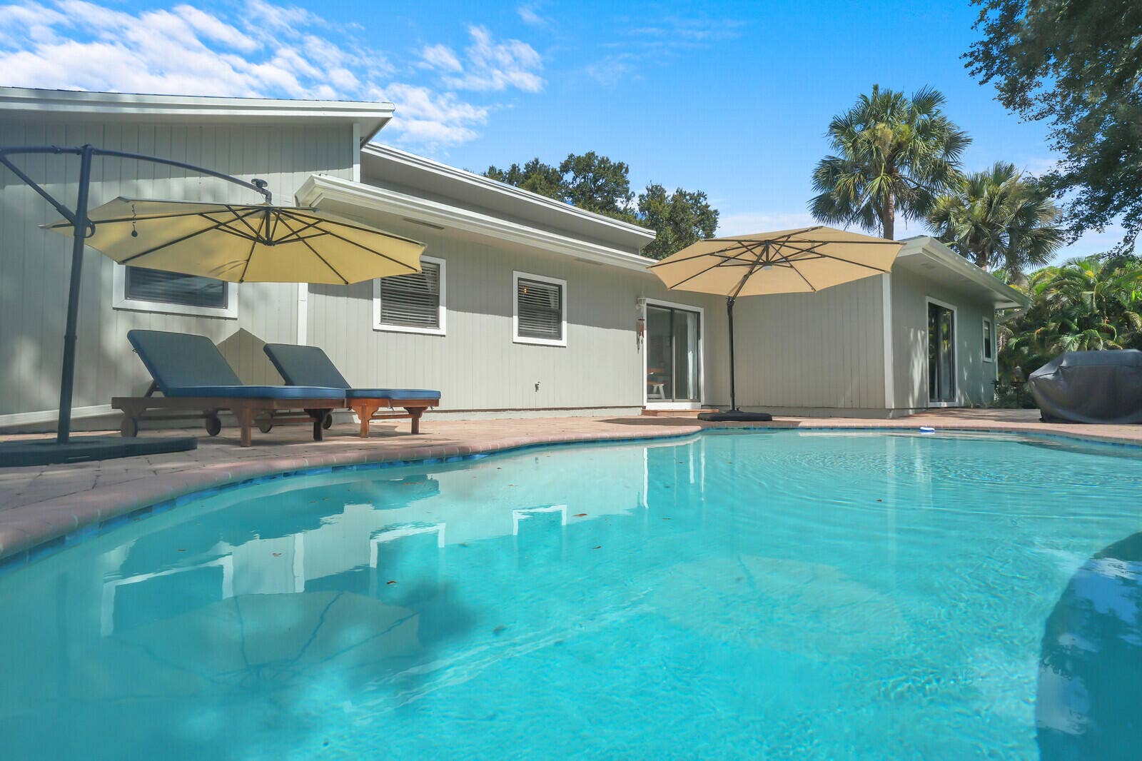 pool3 17644