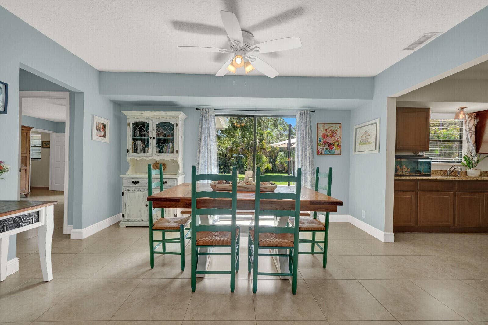dining rm1 17644
