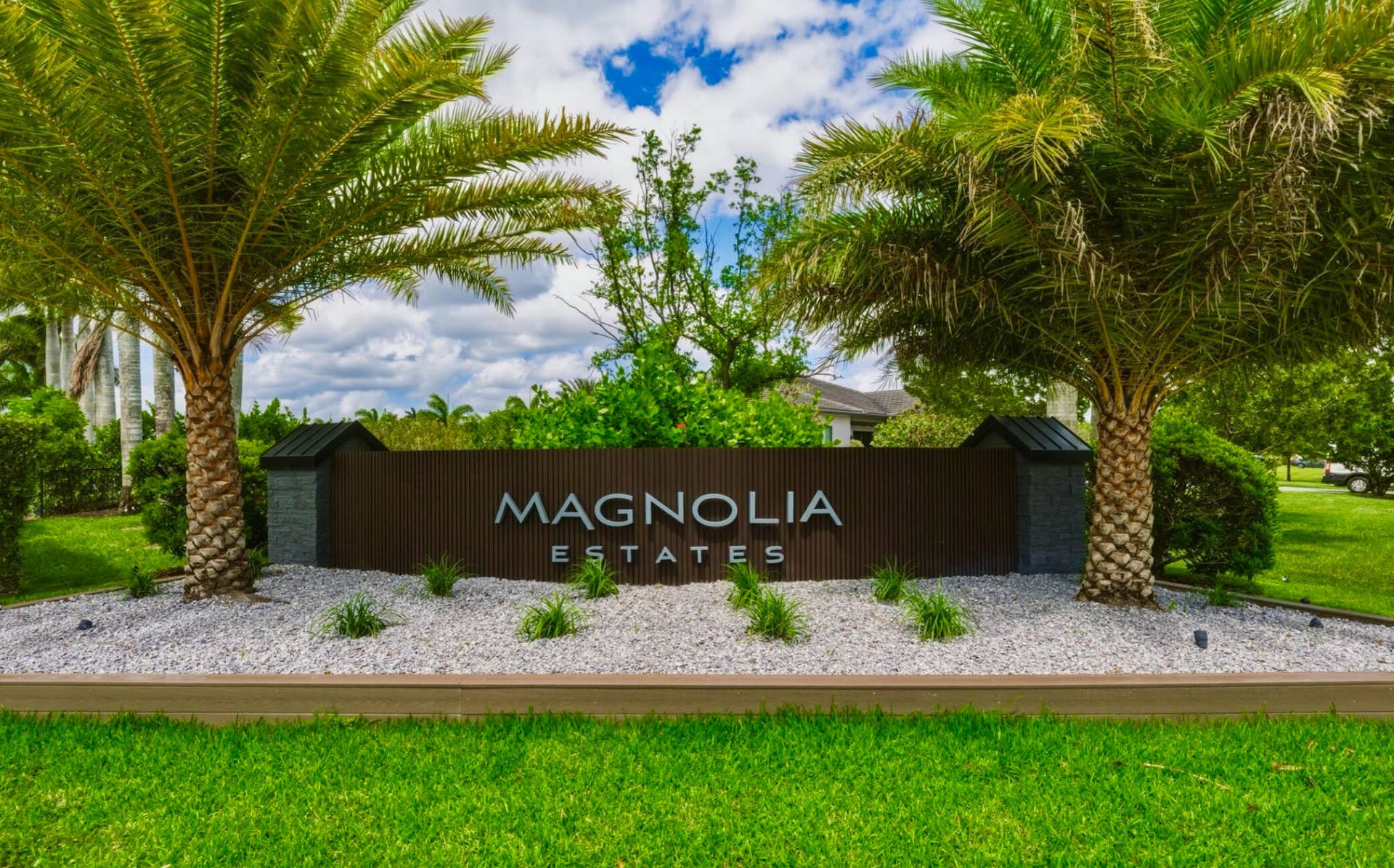 MAGNOLIA ESTATES