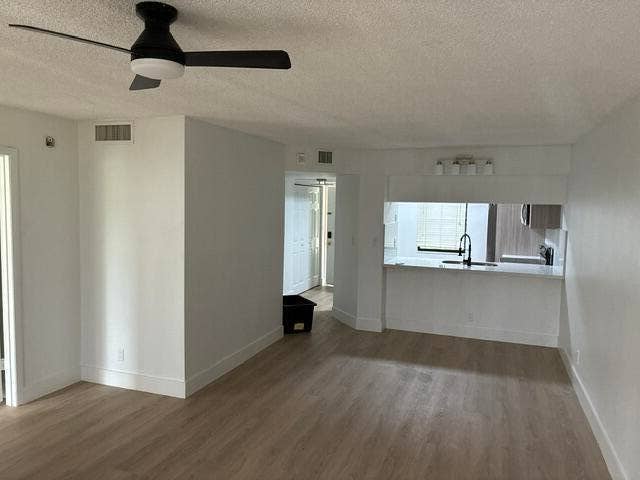 10401 W Broward Boulevard, #405, Plantation, FL 33324 Pla Dining room view 1