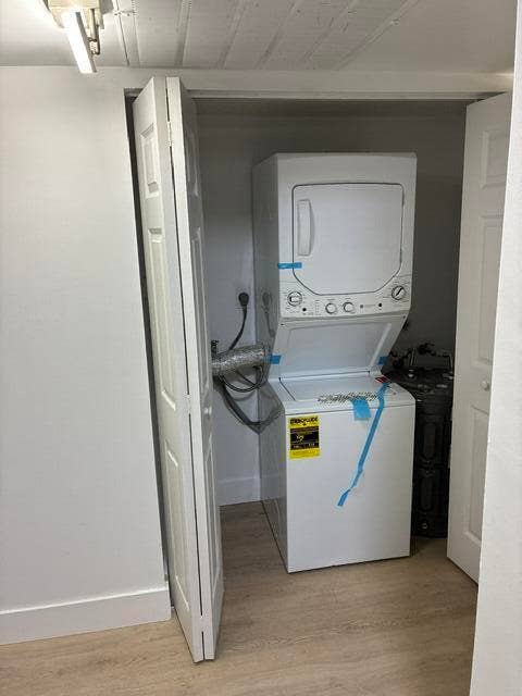 10401 W Broward Boulevard, #405, Plantation, FL 33324 Pla Laundry room