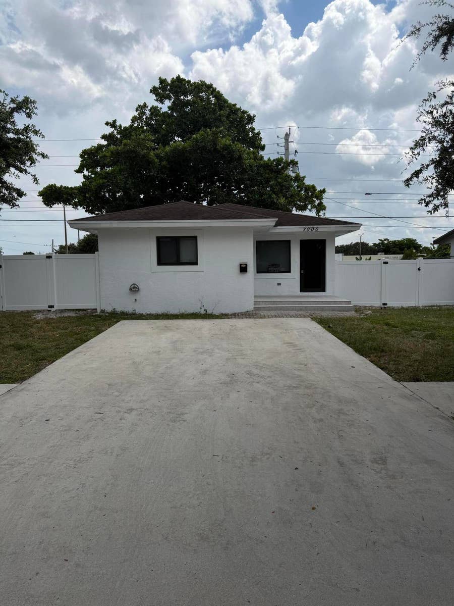 Property photo for 7000 TYLER Street, Hollywood, FL