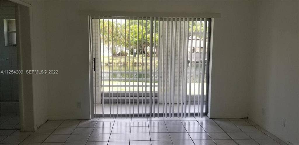 5170 SW 40TH Avenue, #8E, Dania, Dania Beach, FL 33314 GetMedia (18)