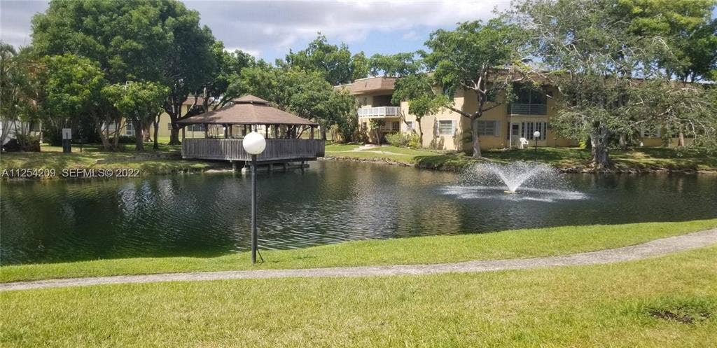 5170 SW 40TH Avenue, #8E, Dania, Dania Beach, FL 33314 GetMedia (16)