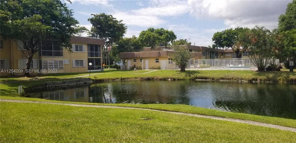 5170 SW 40TH Avenue, #8E, Dania, Dania Beach, FL 33314 GetMedia (15)