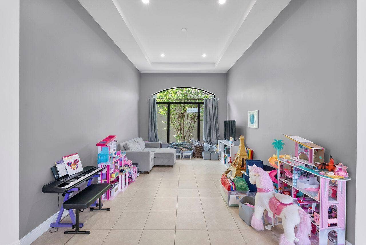 8251 CANOPY Terrace, Parkland, FL 33076 8251canopy26