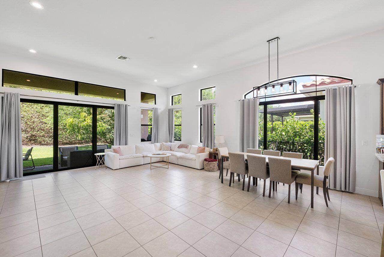 8251 CANOPY Terrace, Parkland, FL 33076 8251canopy28