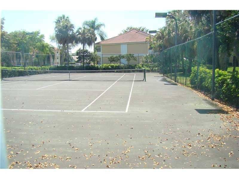 5641 RIVERSIDE Drive, #306B1, Coral Springs, FL 33067 Tennis