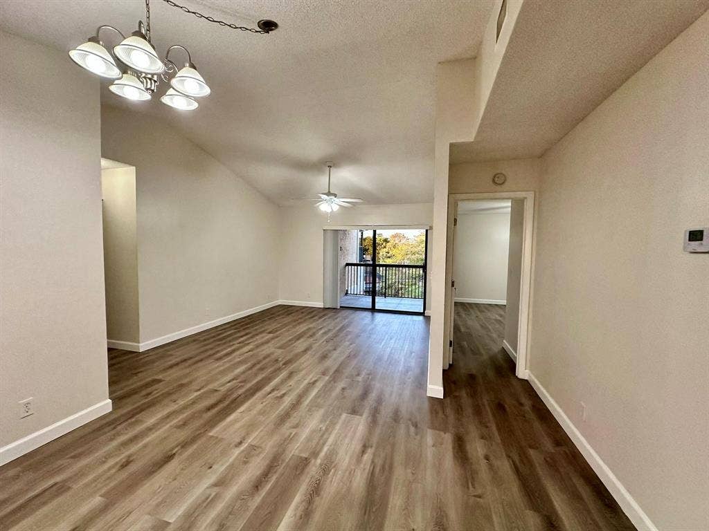 5641 RIVERSIDE Drive, #306B1, Coral Springs, FL 33067 Living/Dining