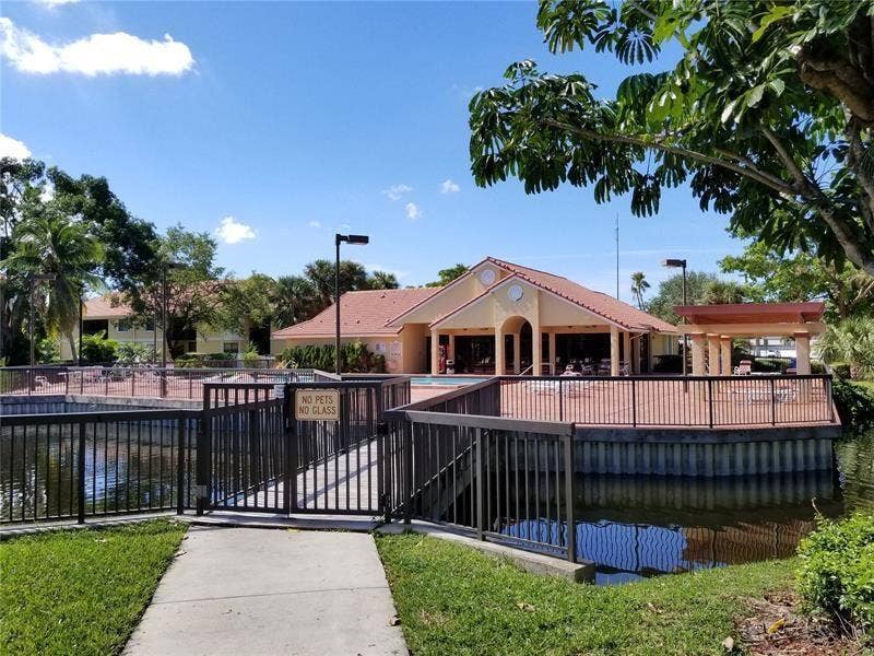 5641 RIVERSIDE Drive, #306B1, Coral Springs, FL 33067 Common Area
