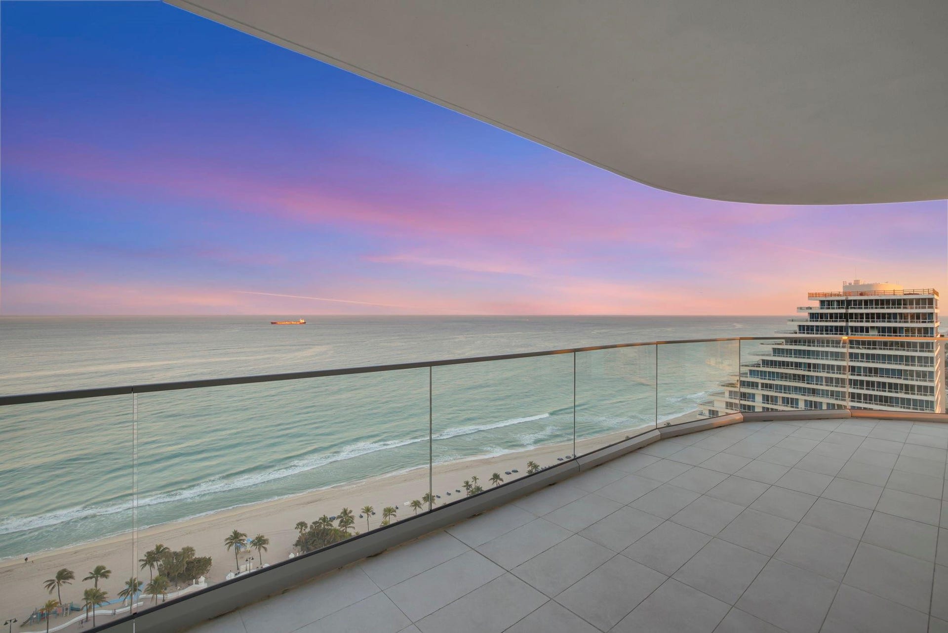 153 N Seabreeze Boulevard, #2202-S, Fort Lauderdale, FL 33304 Photo 2