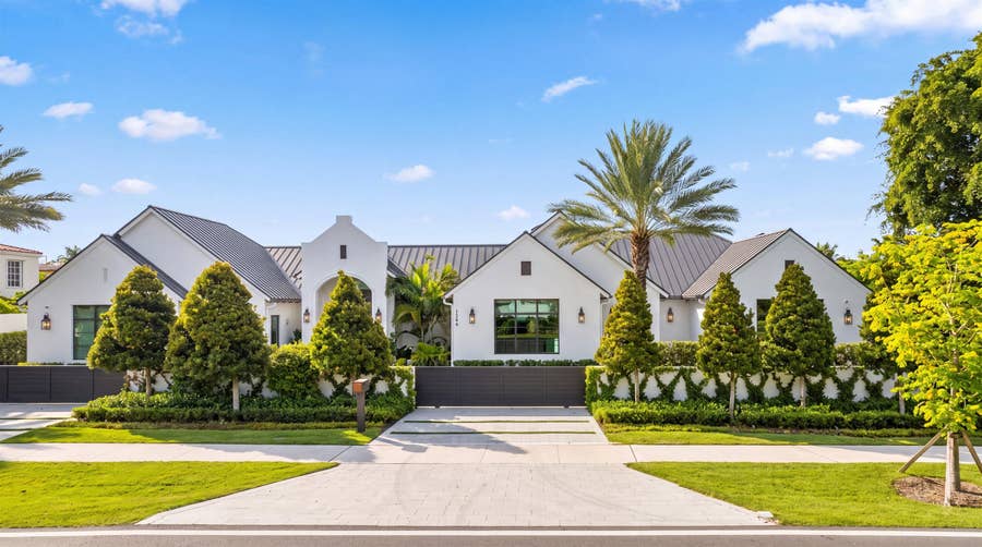 Property photo for 1634 N SWINTON Avenue, Delray Beach, FL