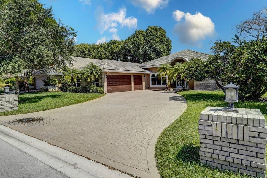 Property photo for 11999 Classic Drive, Coral Springs, FL