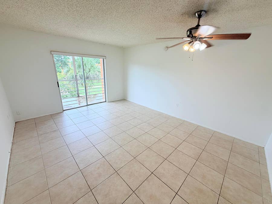 Property photo for 4304 NW 9TH Avenue, #3-3B, Deerfield Beach, FL