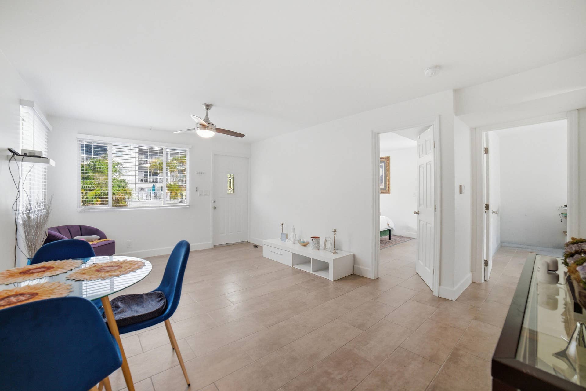 110 NE 16th Terrace, #1, Fort Lauderdale, FL 33301 Unit1-Livingroom-C (1)