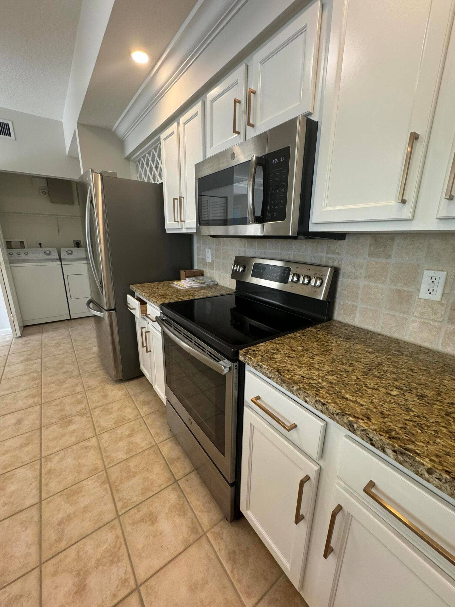 225 MURCIA Drive, #305, Jupiter, Jupiter, FL 33458 IMG_7578