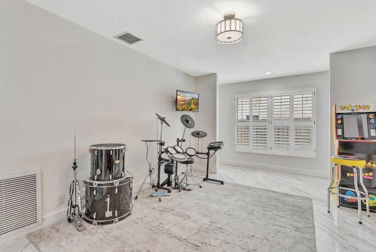 1280 NW 114th Avenue, Coral Springs, Coral Springs, FL 33071 8-web-or-mls-001L8601