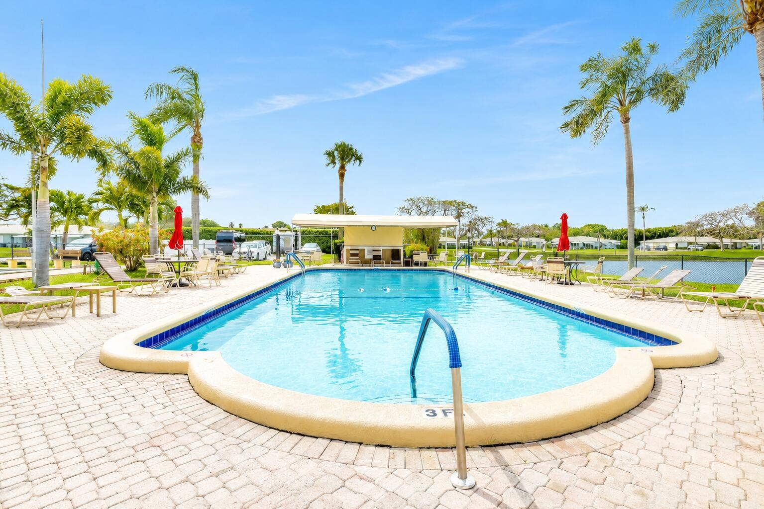 512 High Point Drive, #C, Delray Beach, FL 33445 Pool