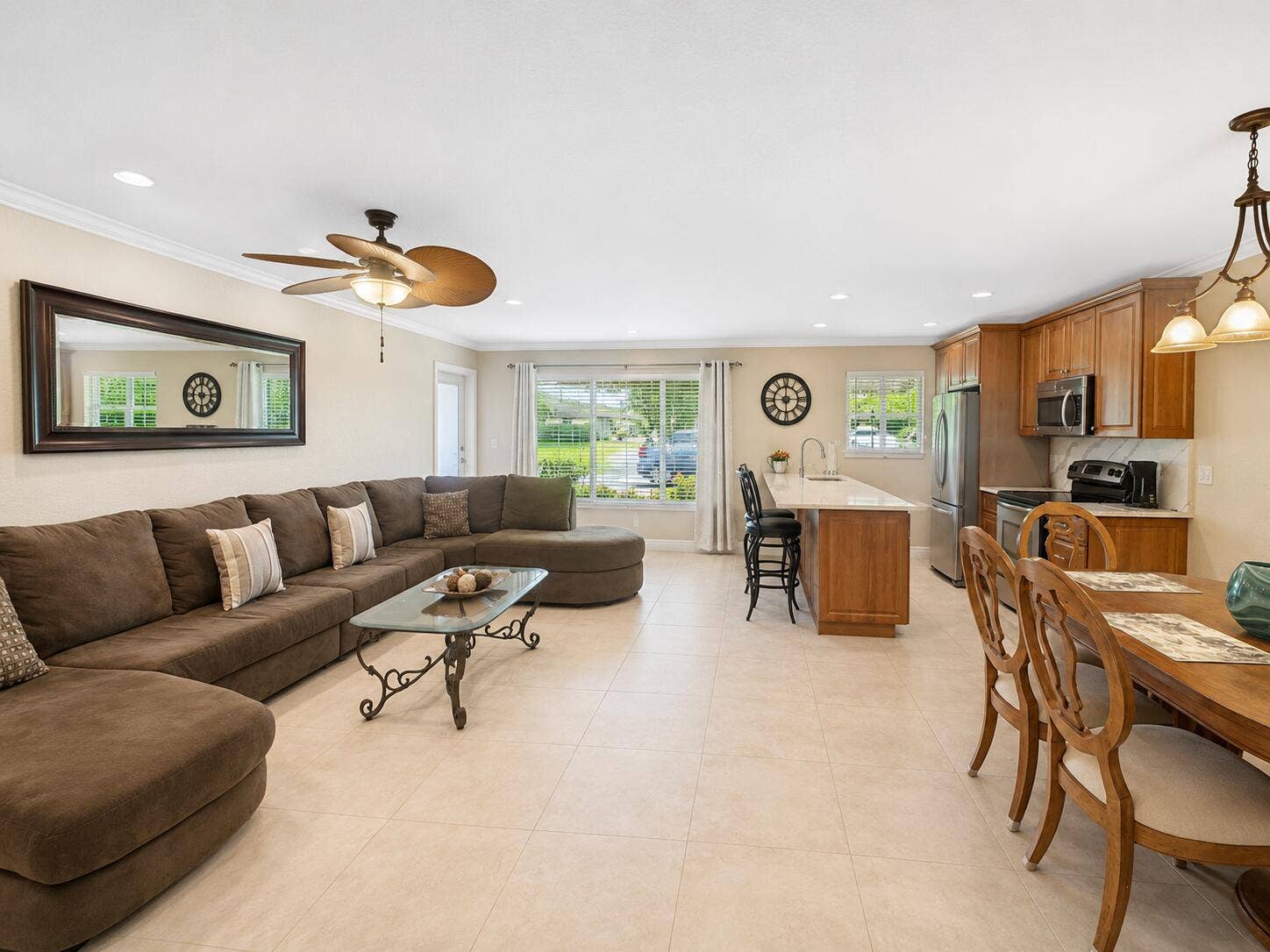 512 High Point Drive, #C, Delray Beach, FL 33445 Living area