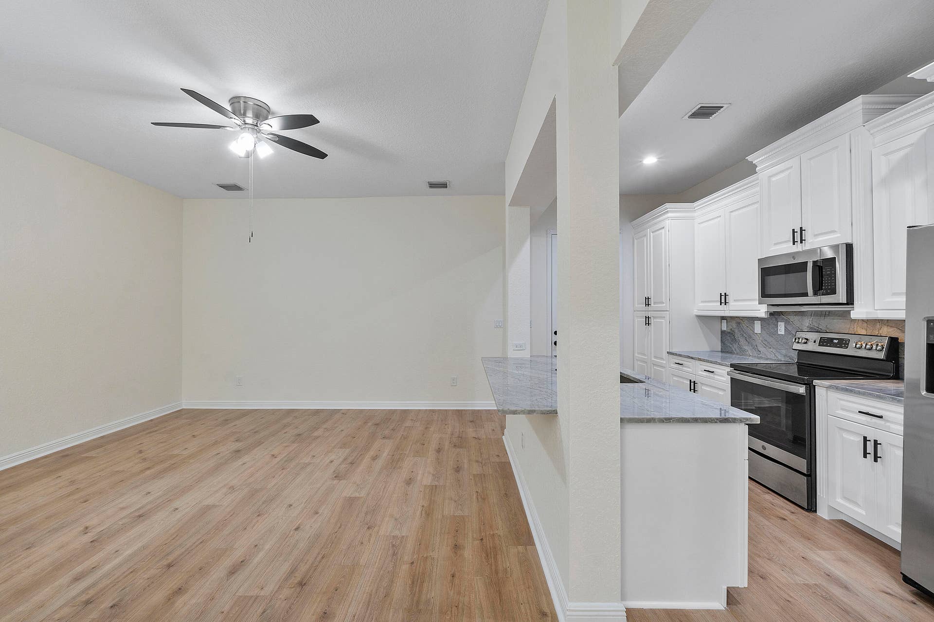 8332 NW 7TH Court, Boca Raton, FL 33487 8332 NW 7th Ct_008