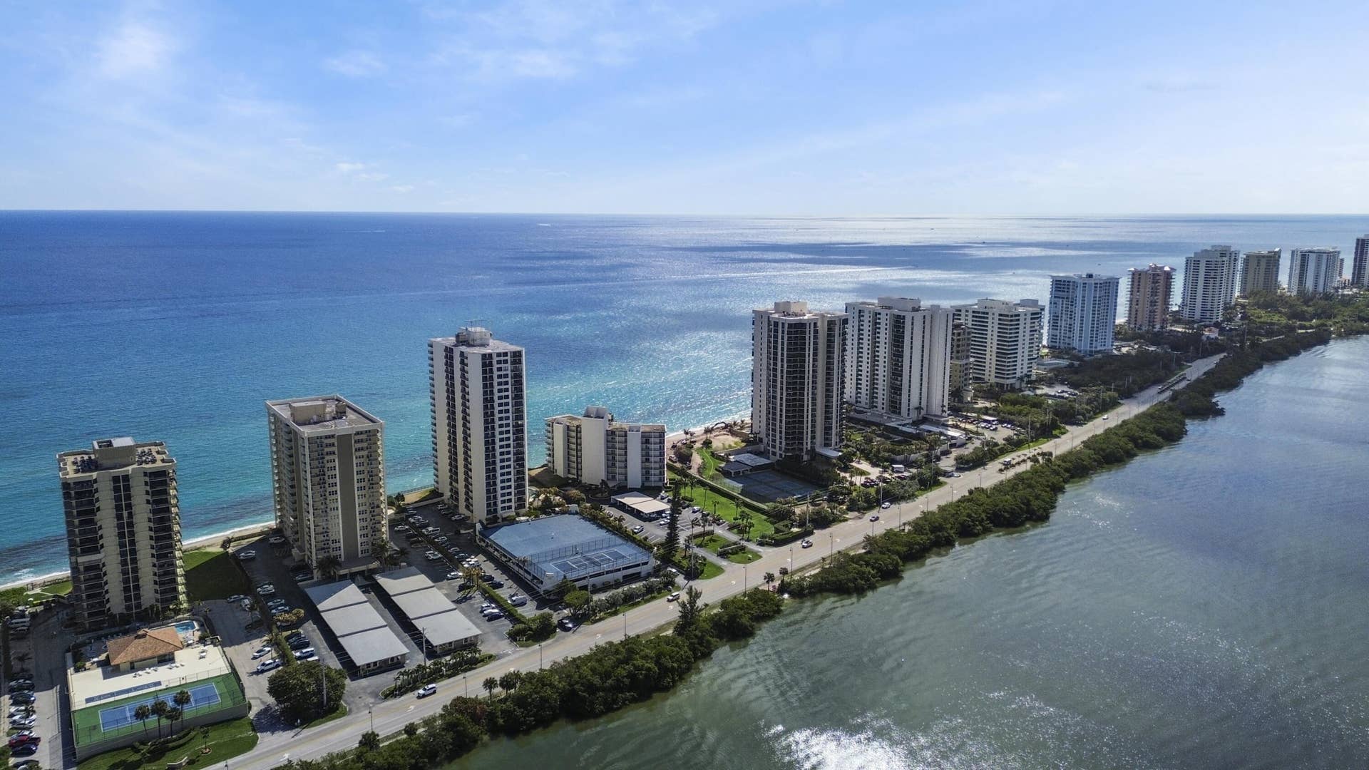 5420 N Ocean Drive, #502, Riviera Beach, FL 33404 20240324194838286387000000-o