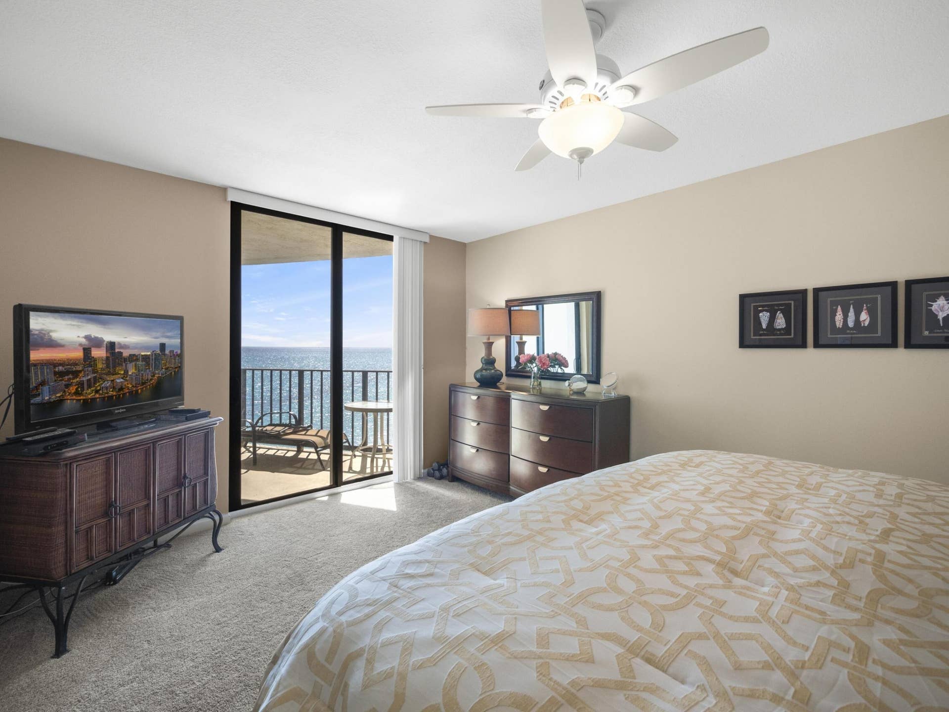5420 N Ocean Drive, #502, Riviera Beach, FL 33404 20240324194719718132000000-o