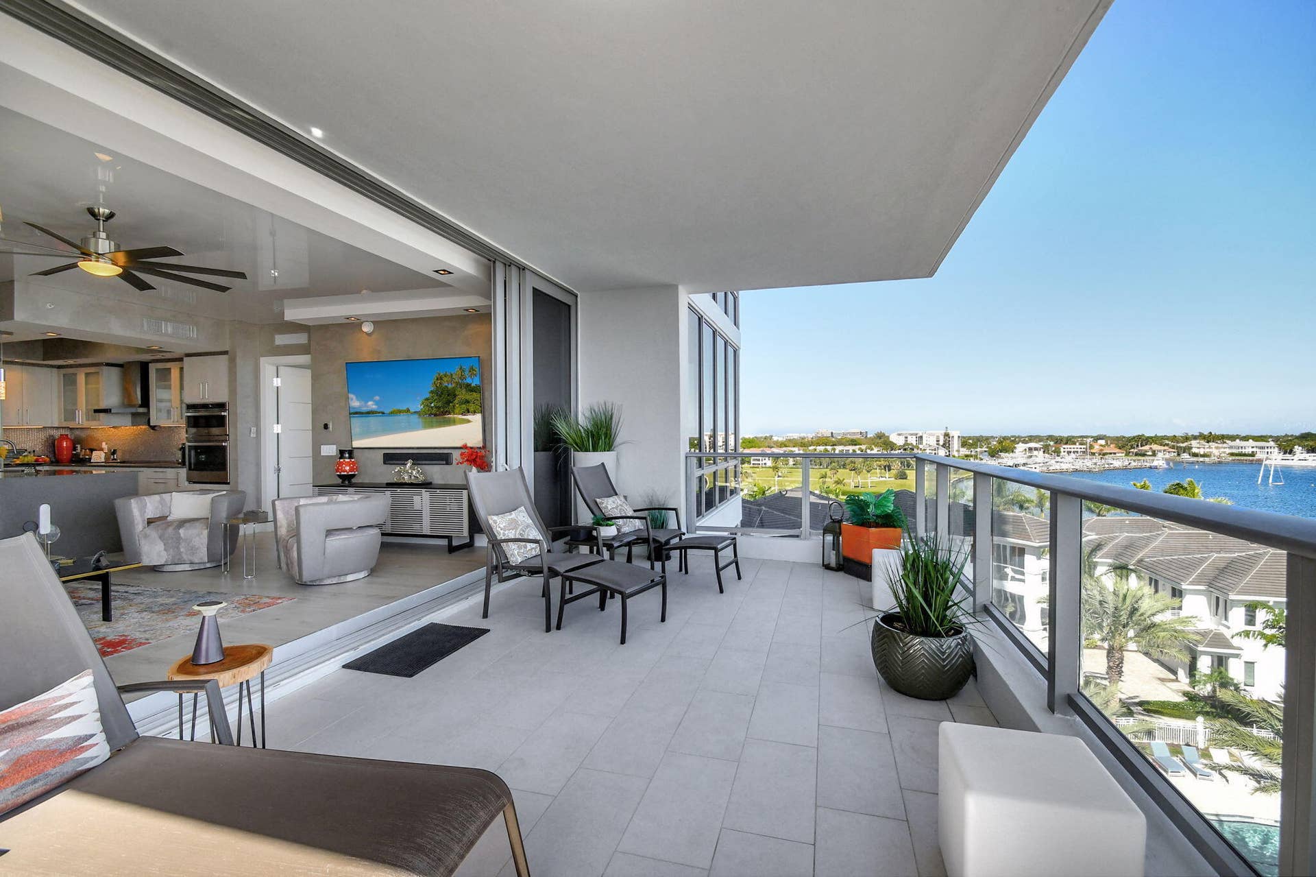 2 WATER CLUB Way, #601, North Palm Beach, FL 33408 21-web-or-mls-Apartment (21)
