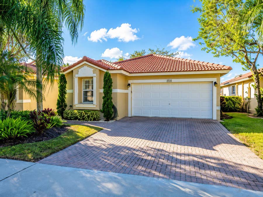Property photo for 4119 SAPPHIRE Bend, Weston, FL