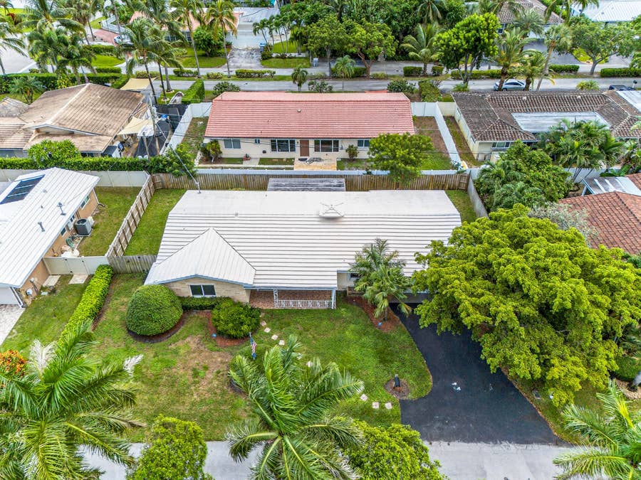 Property photo for 2750 SE 3rd Street, Pompano Beach, FL