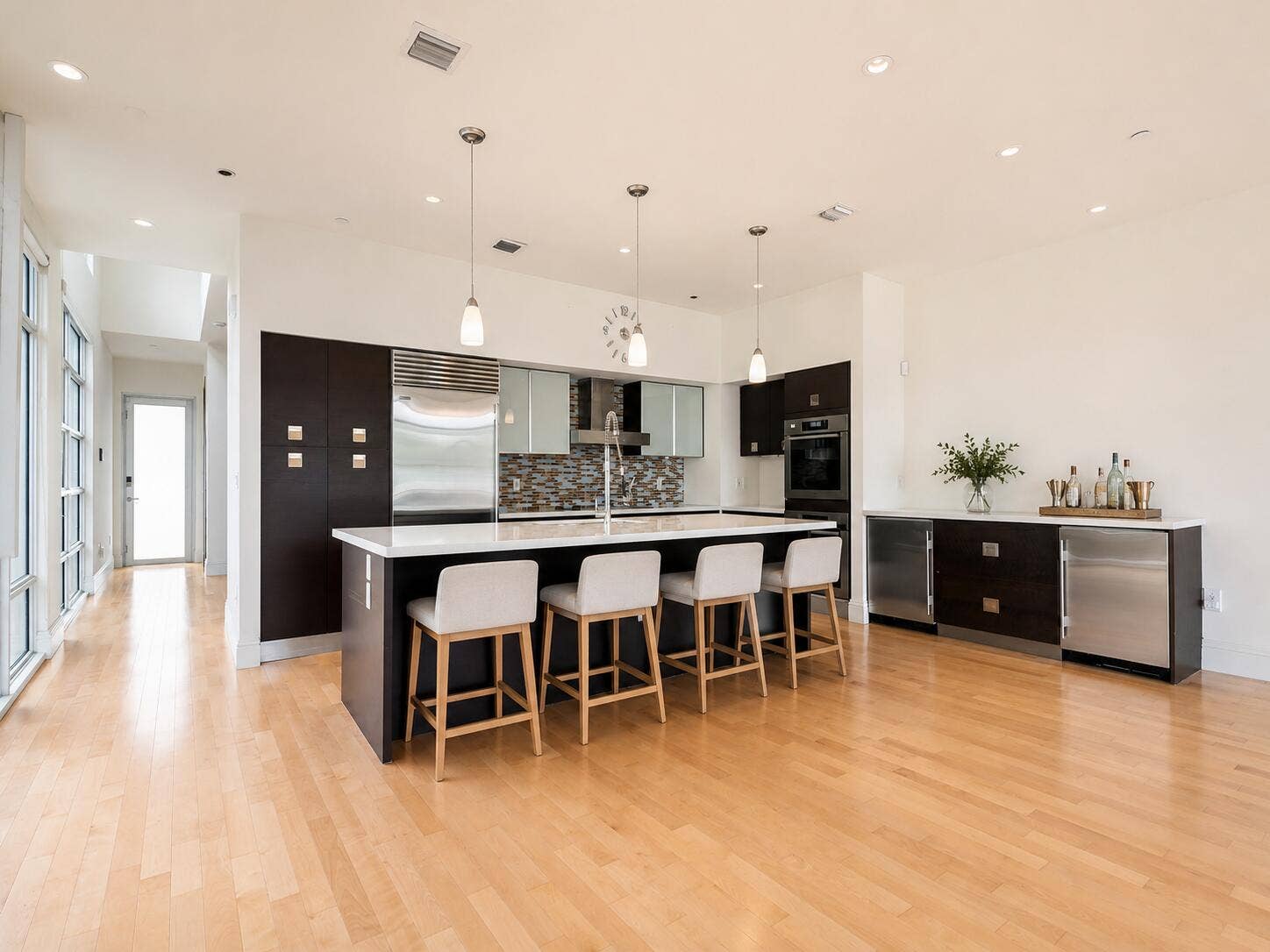 215 Hendricks Isle, Fort Lauderdale, FL 33301 Kitchen 1