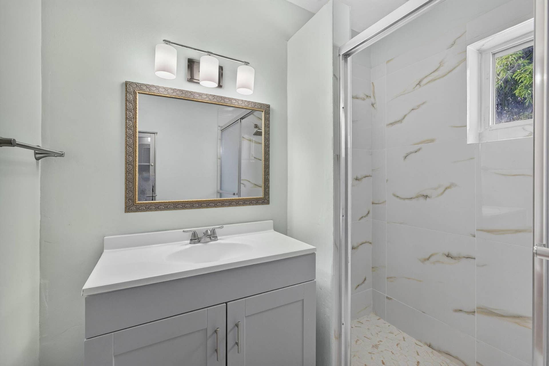 1547 W 10TH Street, Riviera Beach, FL 33404 25-web-or-mls-5D1A0876