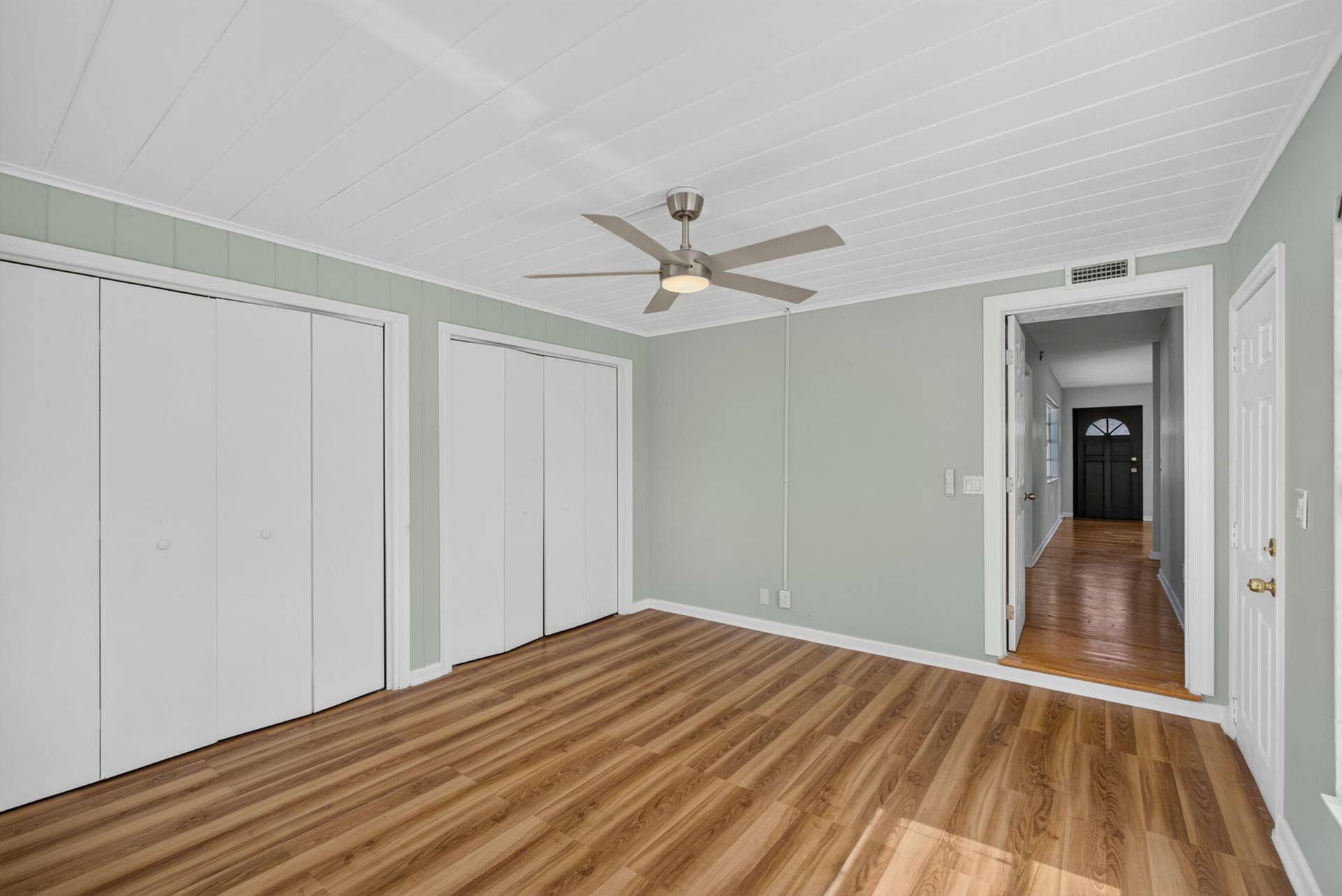 1547 W 10TH Street, Riviera Beach, FL 33404 21-web-or-mls-5D1A0856