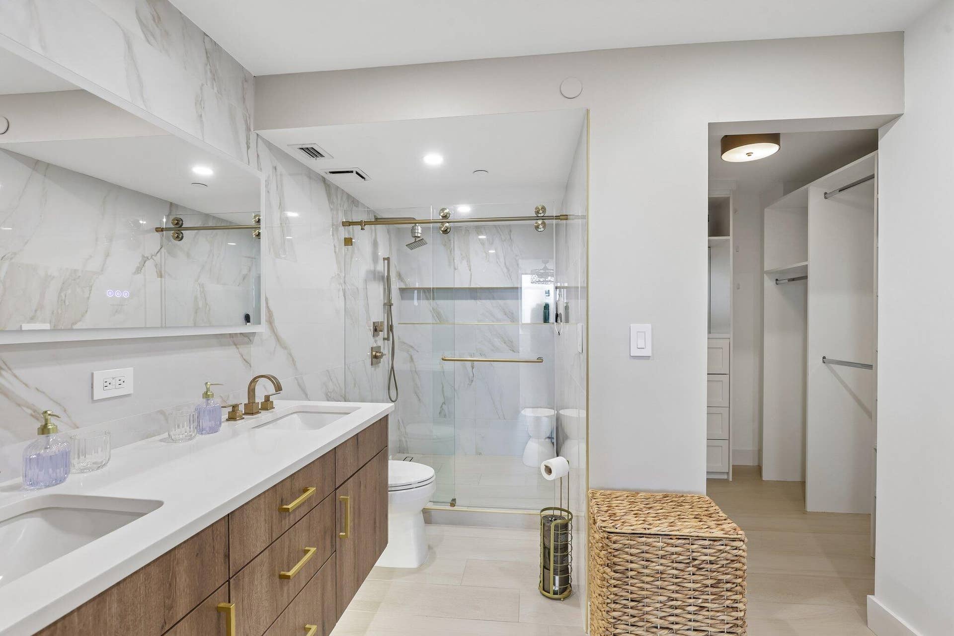 3912 S Ocean Boulevard, #704, Highland Beach, FL 33487 Primary Bathroom