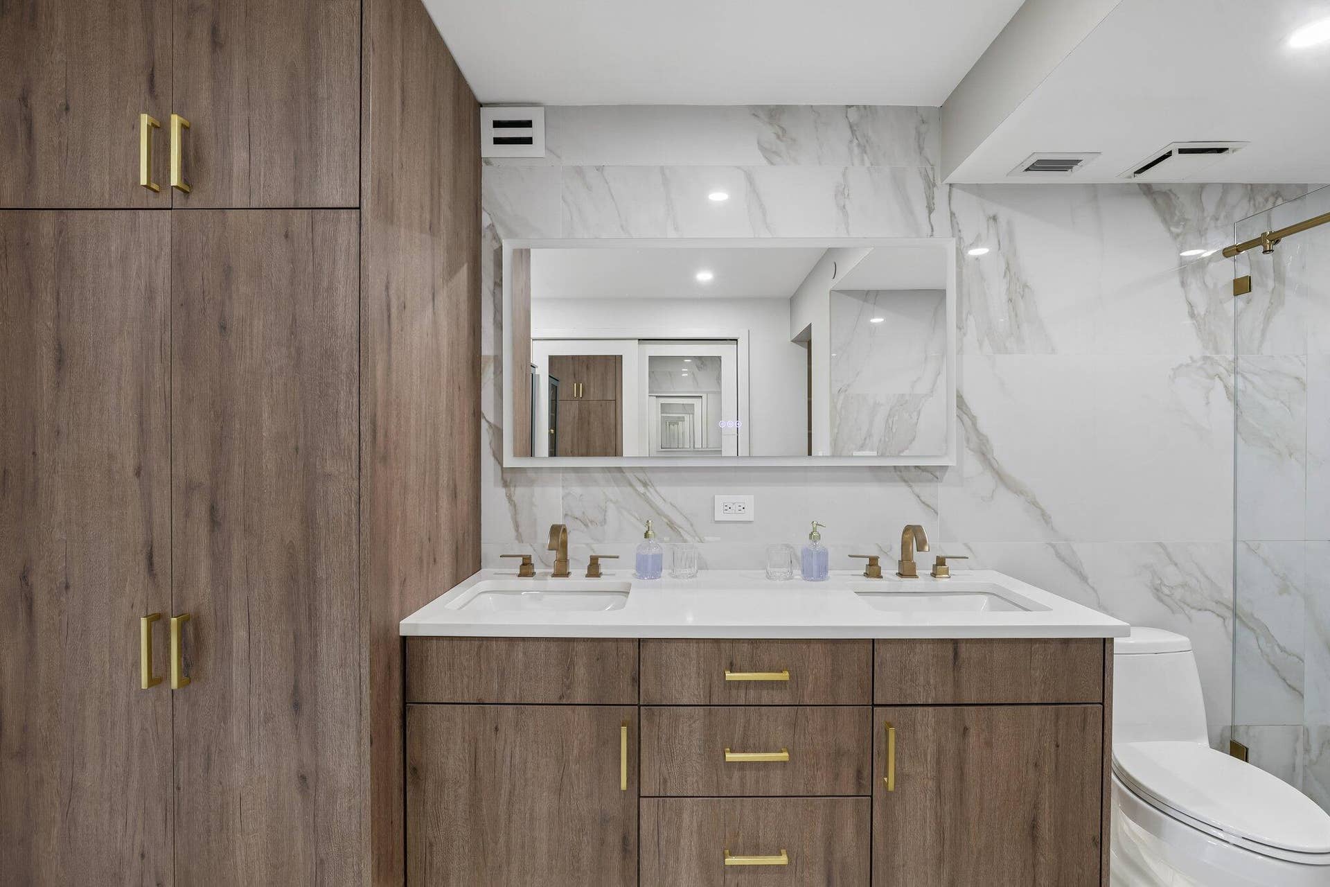 3912 S Ocean Boulevard, #704, Highland Beach, FL 33487 Primary Bathroom