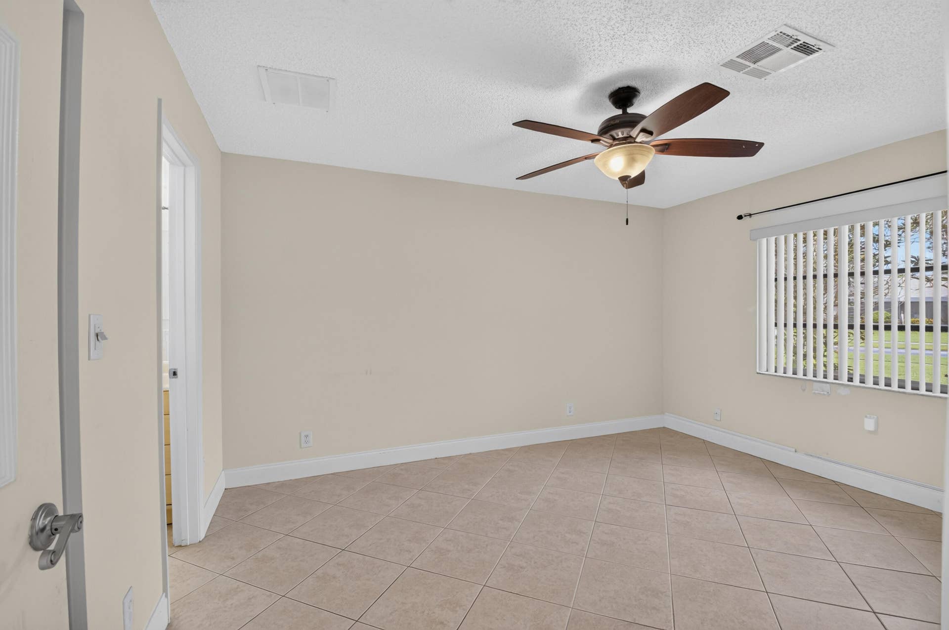 18773 ARGOSY Drive, Boca Raton, FL 33496 DSC_5431